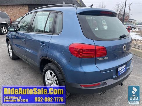 Used 2017 Volkswagen Tiguan S image 7