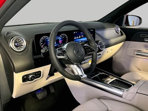 New 2026 Mercedes-Benz GLA 250 4MATIC image 9