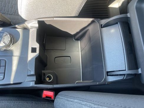 New 2025 Ford Ranger XLT w/ Equipment Group 301A High image 36