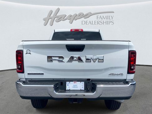 Used 2026 RAM 2500 Big Horn AWD/4WD image 4