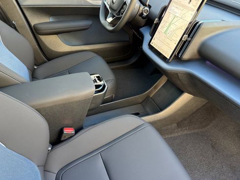 New 2026 Volvo EX30 Plus image 17