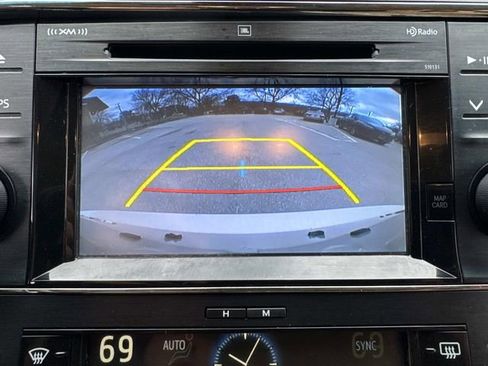 Used 2016 Toyota Avalon Limited w/ Toyota Safety Sense Package image 24