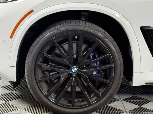 Used 2025 BMW X5 M60i w/ Climate Comfort Package AWD/4WD image 11