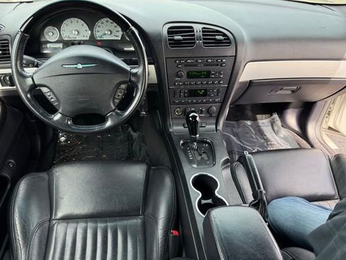 Used 2005 Ford Thunderbird RWD image 11