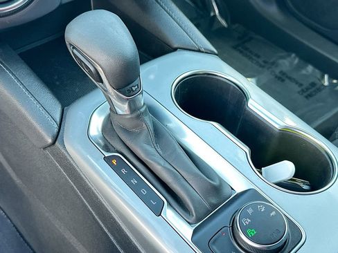 Used 2021 Chevrolet Blazer LT image 17