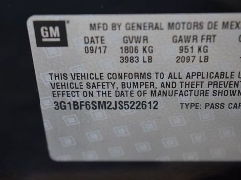 Certified 2018 Chevrolet Cruze Premier FWD image 37