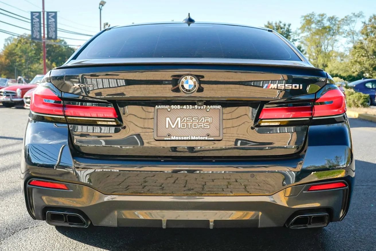 Used 2023 BMW M550i xDrive w/ Executive Package AWD/4WD image 6