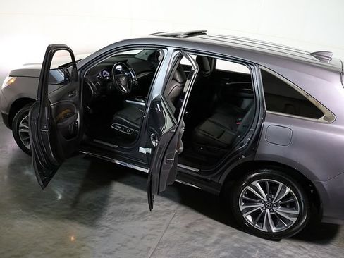 Certified 2019 Acura MDX SH-AWD w/ Technology Package image 5