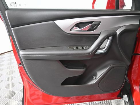 Used 2019 Chevrolet Blazer LT image 19