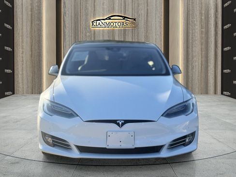 Used 2016 Tesla Model S RWD image 2