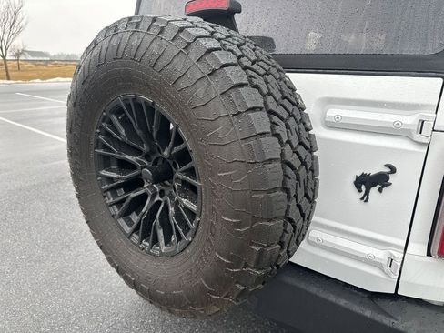 Used 2024 Ford Bronco Outer Banks image 15