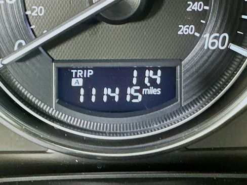 Used 2016 MAZDA MAZDA6 Touring w/ Touring Technology Package FWD image 19