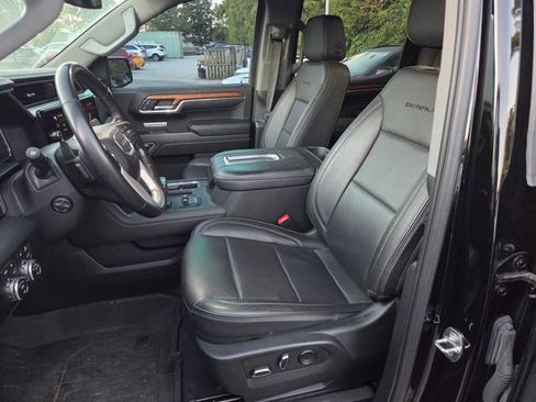 Used 2022 GMC Sierra 1500 Denali AWD/4WD image 11