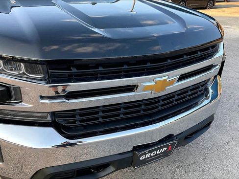 Used 2020 Chevrolet Silverado 1500 LT w/ Texas Edition image 30