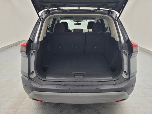 Used 2023 Nissan Rogue S image 29