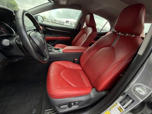 Used 2022 Toyota Camry XSE FWD image 25