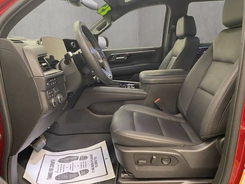 Used 2025 Chevrolet Tahoe LT w/ Comfort Package AWD/4WD image 7