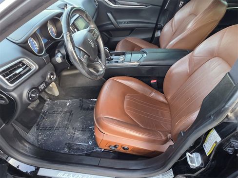 Used 2018 Maserati Ghibli image 9