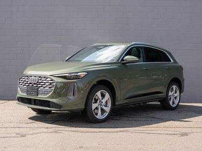 New 2025 Audi Q5 Premium Plus