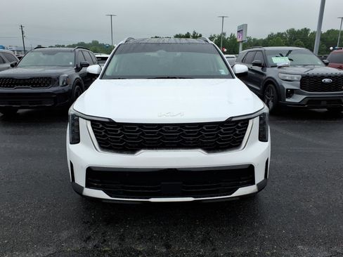 Used 2024 Kia Sorento SX FWD image 2