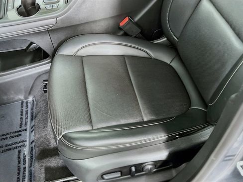 Certified 2021 GMC Acadia SLT w/ Trailering Package image 19