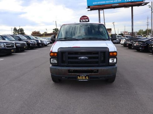 Used 2013 Ford E-250 and Econoline 250 w/ Commercial Cargo Van Pkg image 4