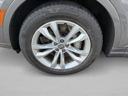 Used 2018 Audi Q7 3.0T Premium Plus w/ Premium Plus Package AWD/4WD image 9