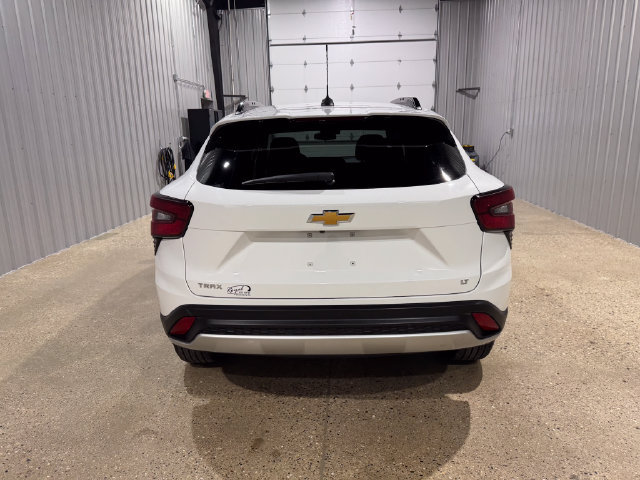 Used 2025 Chevrolet Trax LT w/ LT Convenience Package FWD image 7
