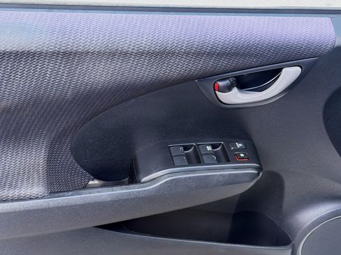 Used 2012 Honda Fit Sport image 16