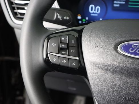 Used 2023 Ford Escape Active w/ Tech Pack #2 AWD/4WD image 42