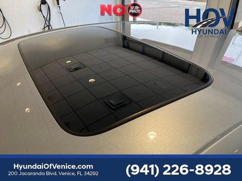 Used 2019 Honda Accord Touring image 10