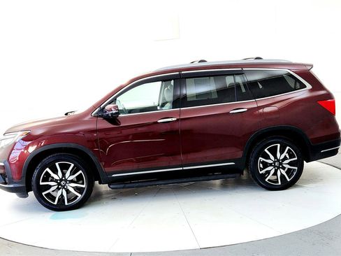 Used 2019 Honda Pilot Elite image 3