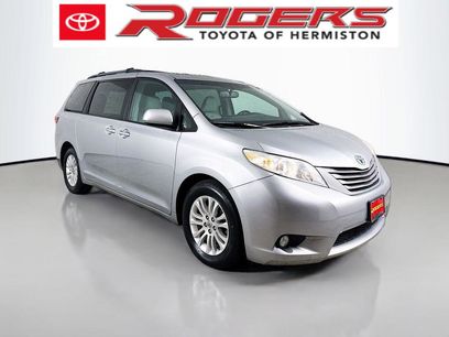 Used 2017 Toyota Sienna XLE