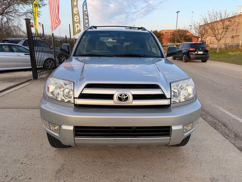 Used 2004 Toyota 4Runner SR5 image 3