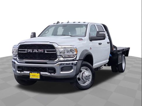 Used 2024 RAM 4500 Tradesman w/ Chrome Appearance Group AWD/4WD image 1