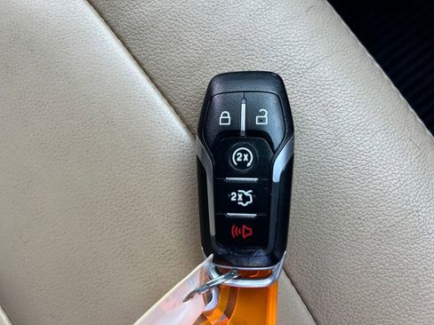 Used 2017 Ford Explorer XLT w/ Equipment Group 202A image 43