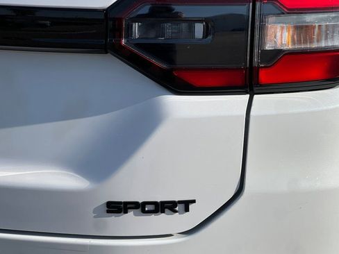 Used 2025 Honda Pilot Sport image 24