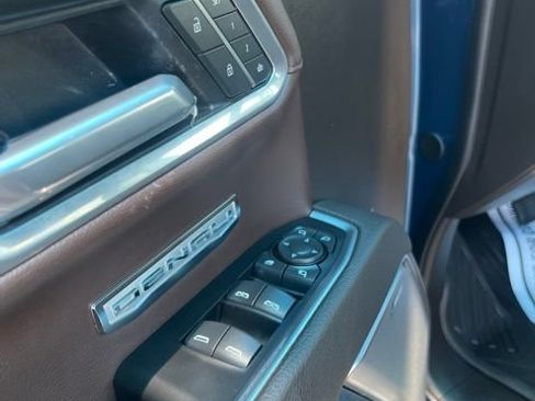 Used 2025 GMC Sierra 1500 Denali AWD/4WD image 16