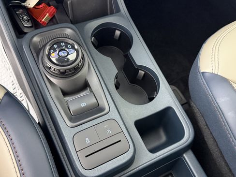 New 2025 Ford Maverick Lariat w/ 4K Tow Package image 24