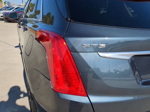 Used 2019 Cadillac XT5 Luxury image 10