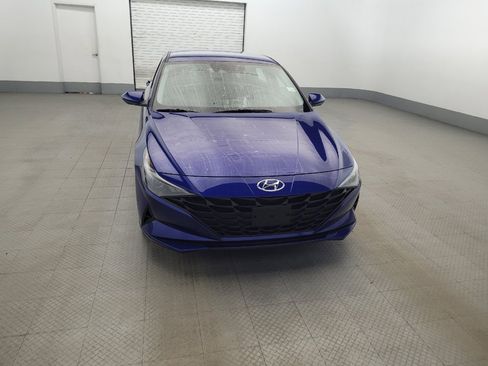 Used 2023 Hyundai Elantra SEL FWD image 14