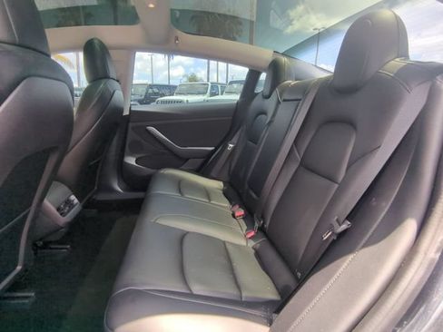 Used 2021 Tesla Model 3 Standard Range Plus RWD image 14