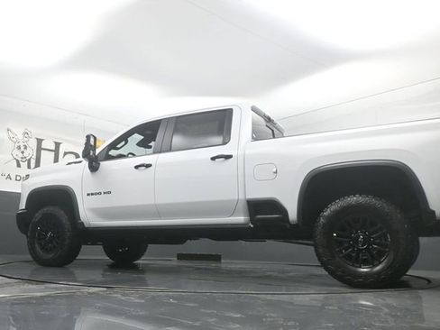 New 2026 Chevrolet Silverado 2500 ZR2 w/ LPO, Dark Essentials Package image 5