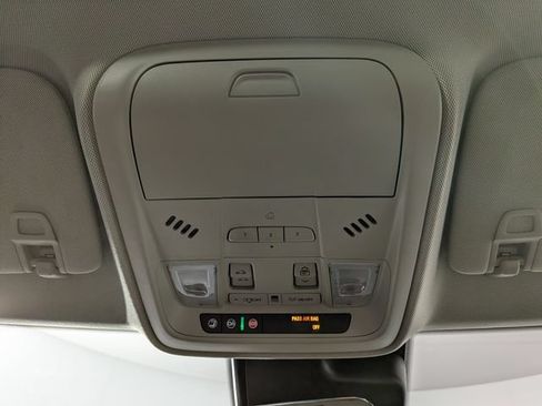 Used 2019 Cadillac XT4 Premium Luxury FWD image 27
