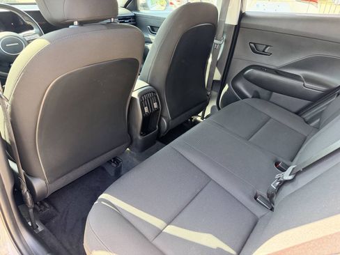 Used 2025 Hyundai Kona SEL FWD image 19