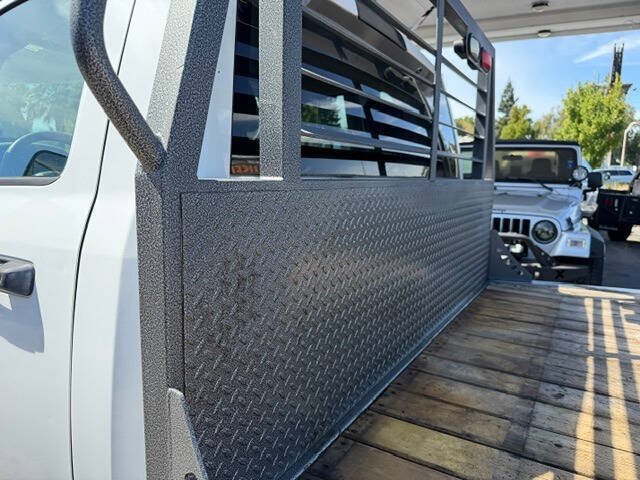 Used 2012 RAM 5500 4x4 Regular Cab w/ Ambulance Prep Group image 39