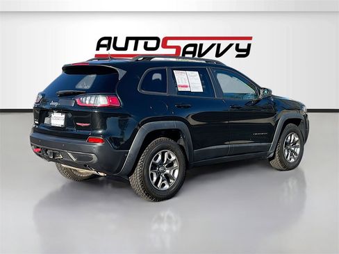 Used 2019 Jeep Cherokee Trailhawk image 7