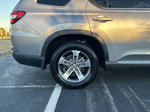 Certified 2024 Honda Pilot EX-L image 34