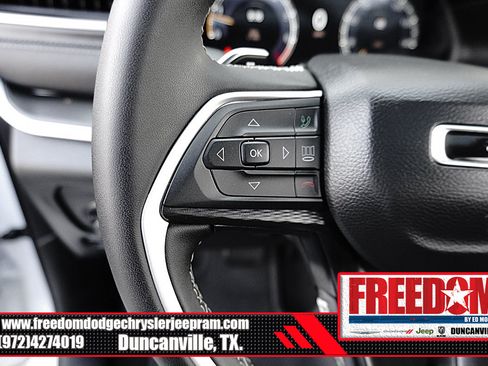 Certified 2025 Jeep Grand Cherokee L Laredo RWD image 26