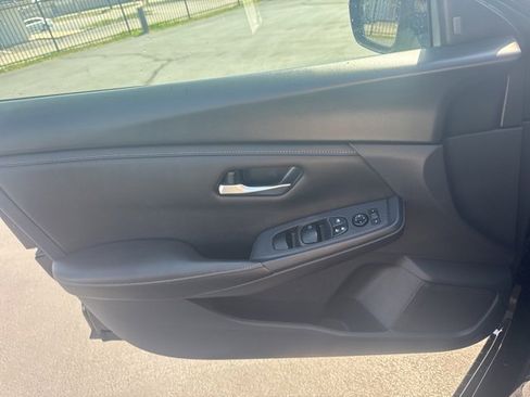 Used 2024 Nissan Sentra SV image 15